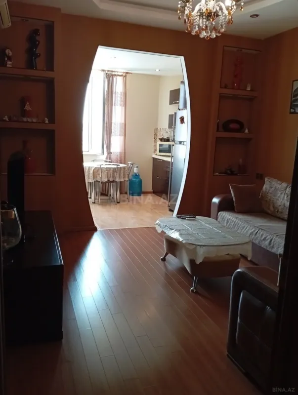 Satılır 3 otaqlı mənzil 78 m²