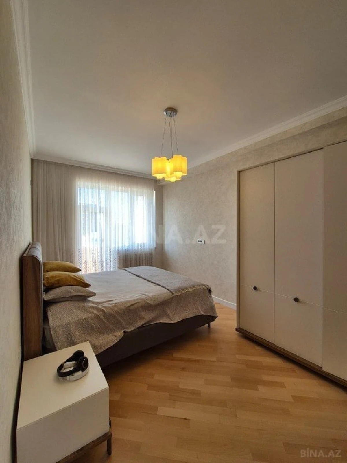 Satılır 3 otaqlı mənzil 110 m²