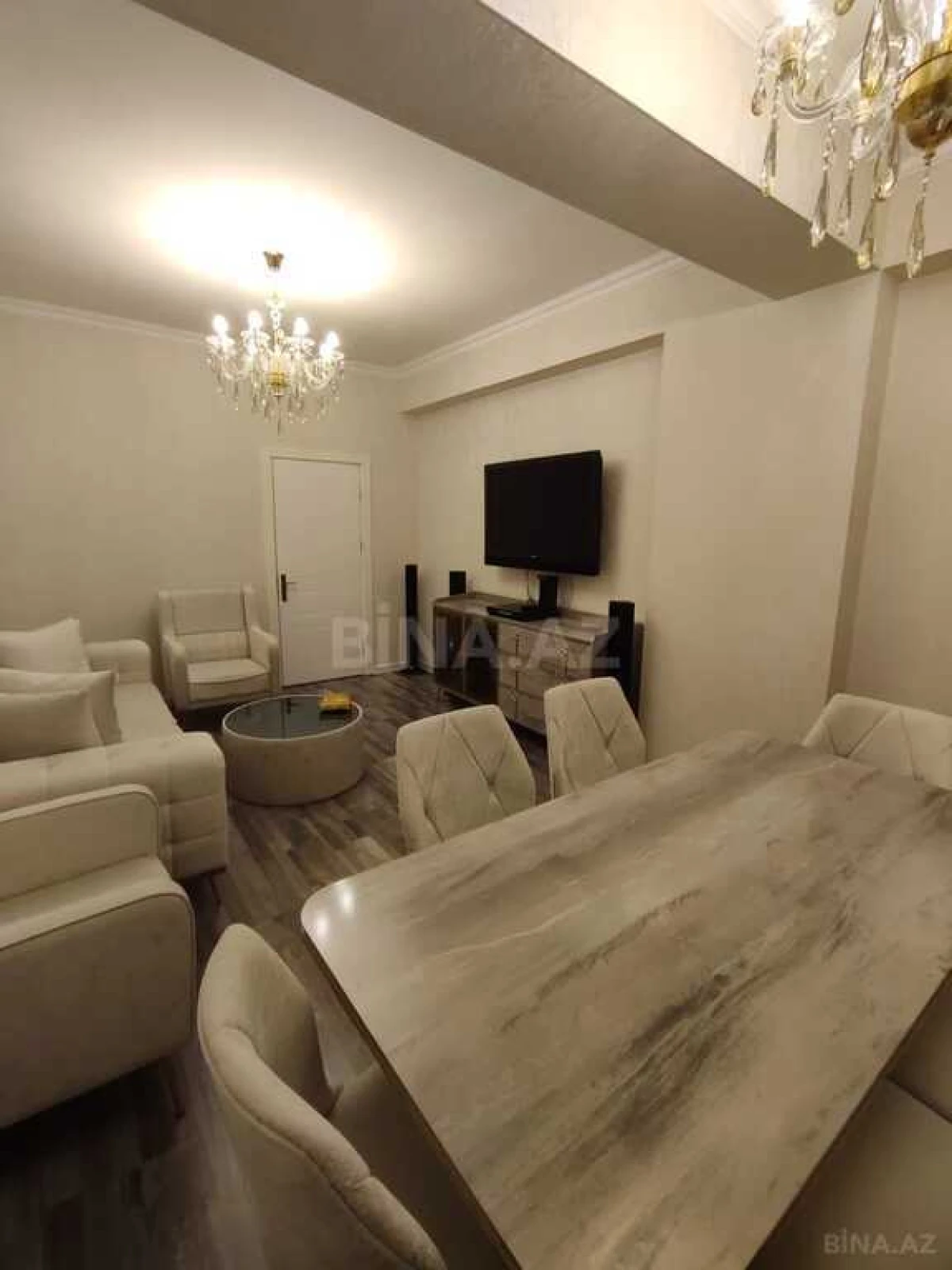 Satılır 3 otaqlı mənzil 125 m²