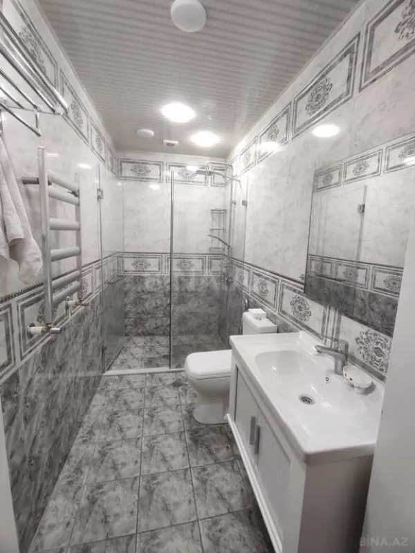 Satılır 3 otaqlı mənzil 125 m²