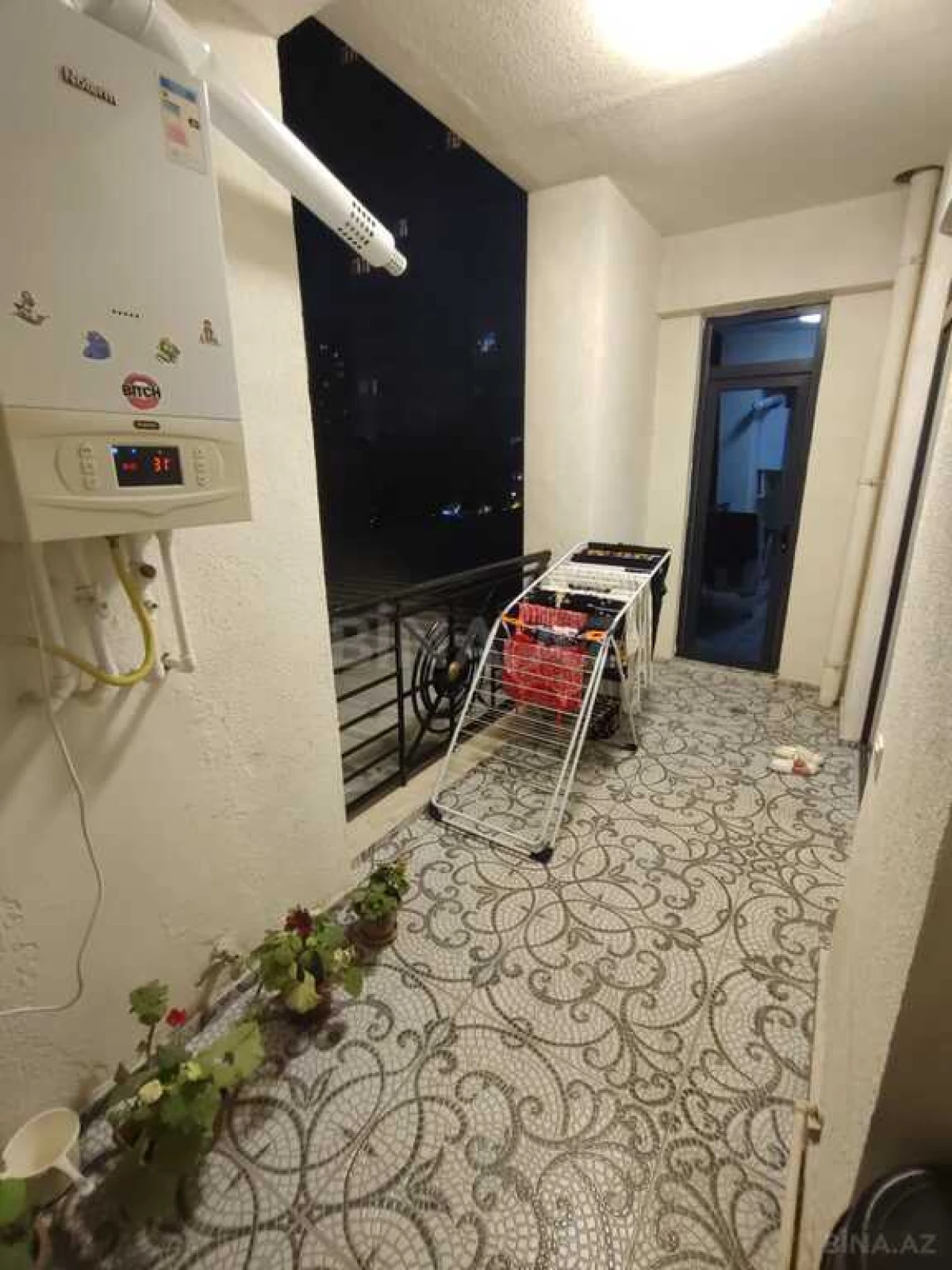 Satılır 3 otaqlı mənzil 125 m²