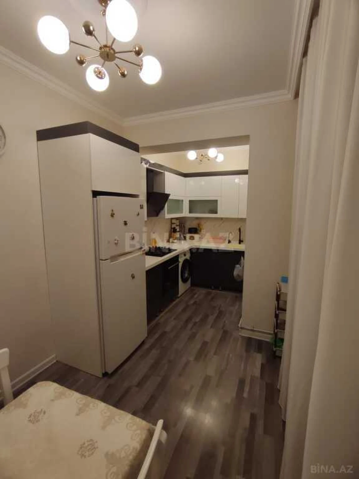 Satılır 3 otaqlı mənzil 125 m²