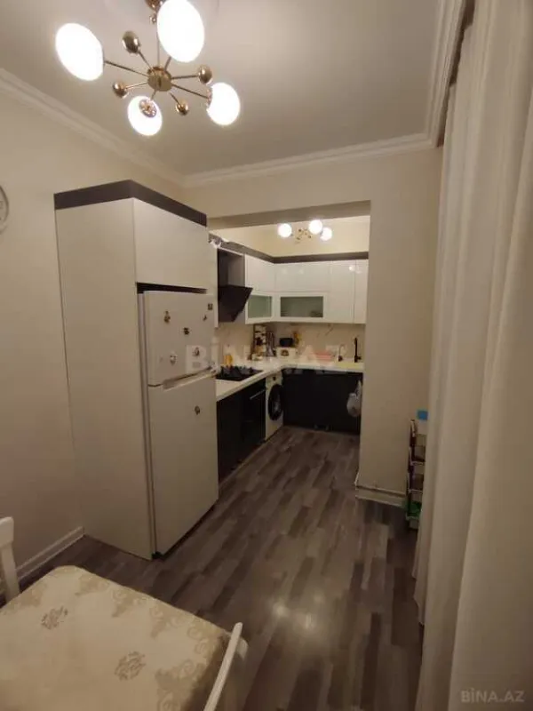 Satılır 3 otaqlı mənzil 125 m²