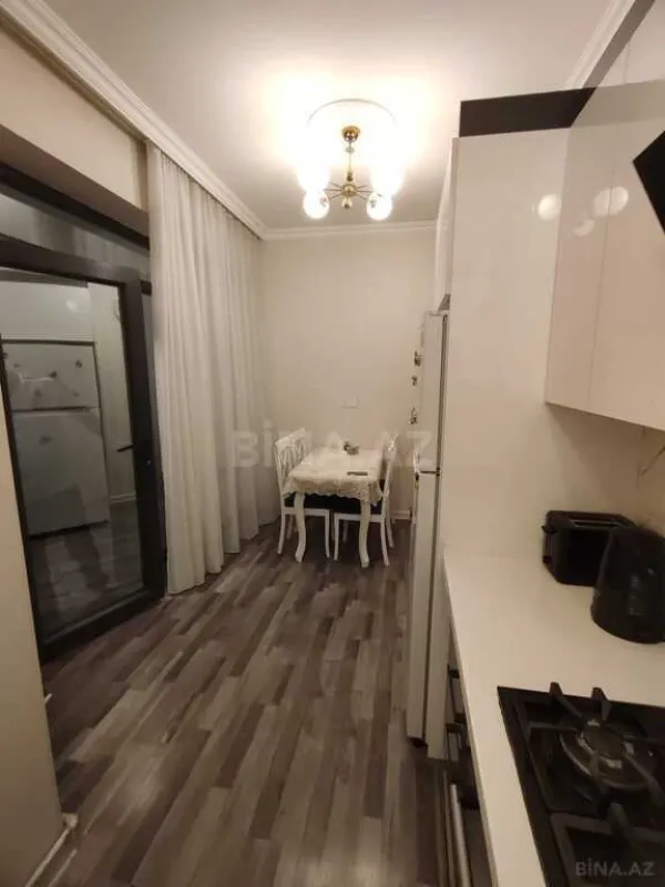 Satılır 3 otaqlı mənzil 125 m²