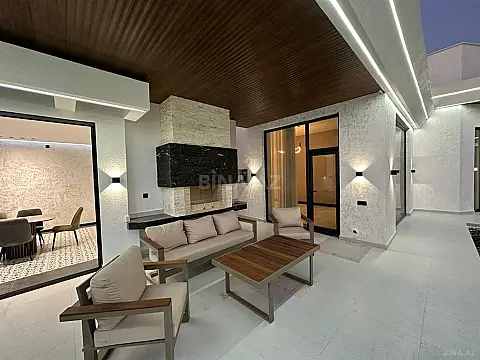 Satılır 5 otaqlı həyət evi 240 m²