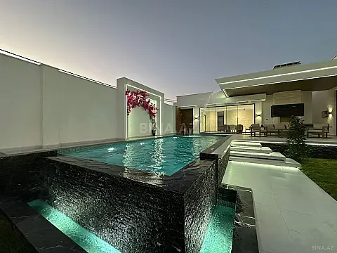 Satılır 5 otaqlı həyət evi 240 m²