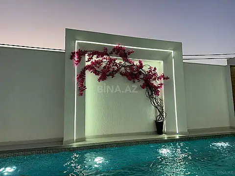 Satılır 5 otaqlı həyət evi 240 m²