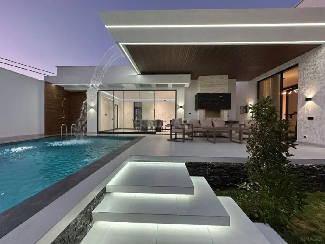 Satılır 5 otaqlı həyət evi 240 m²