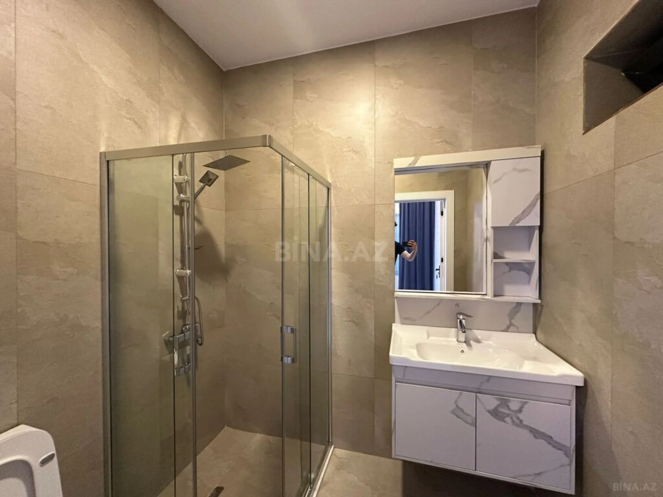 Satılır 4 otaqlı həyət evi 160 m²