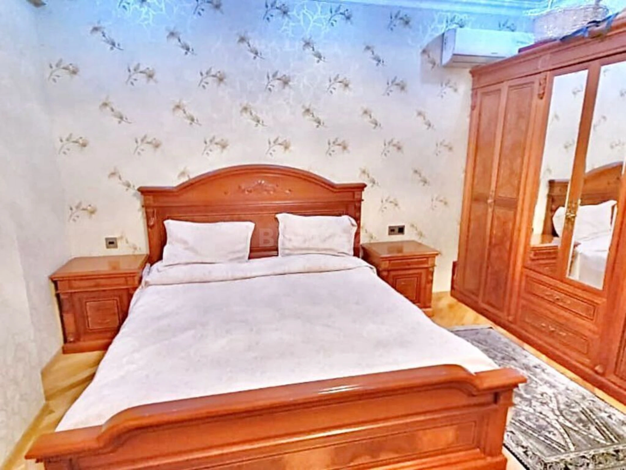 Satılır 3 otaqlı mənzil 107 m²