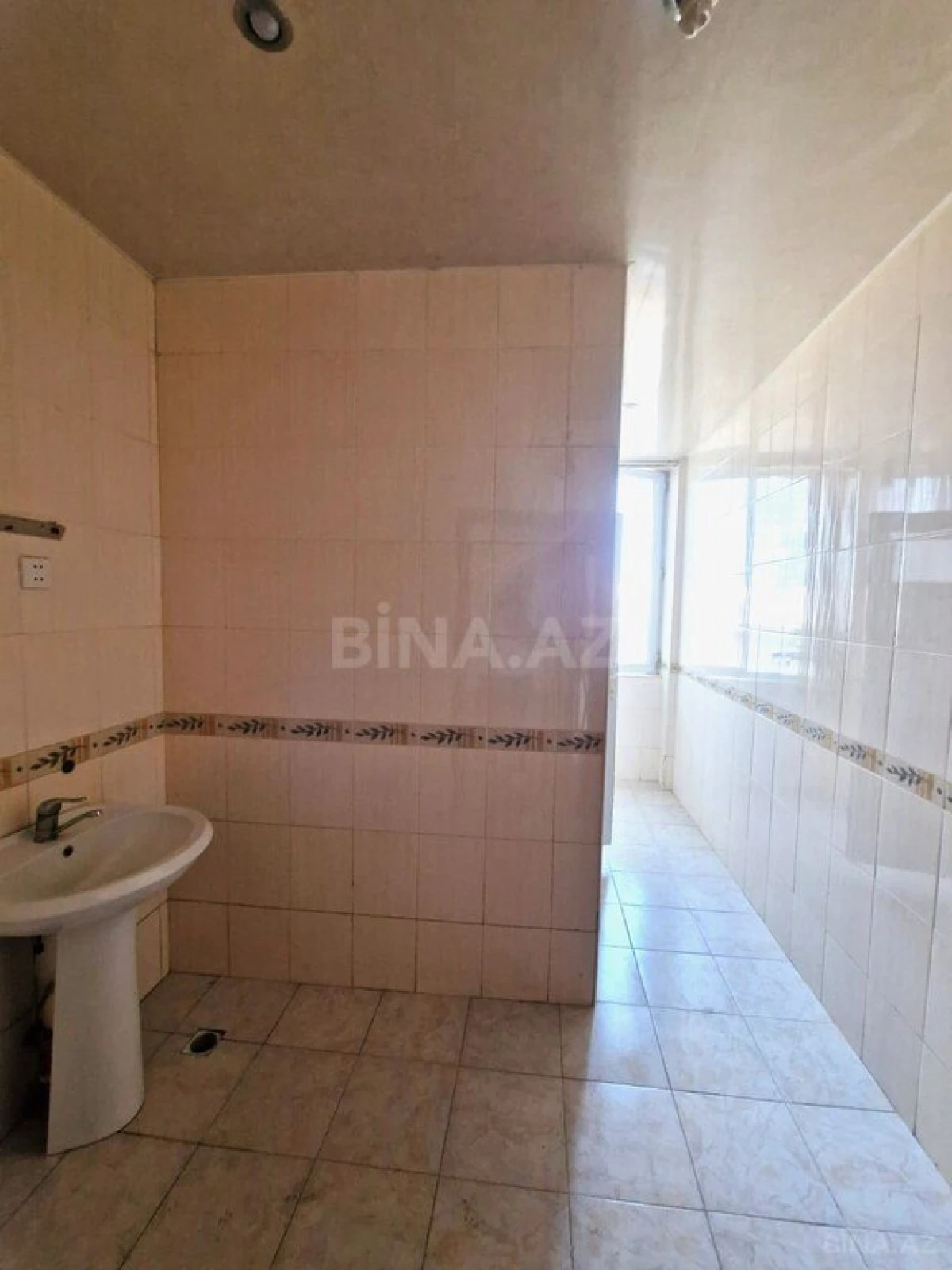 Kirayə verilir obyekt 350 m²