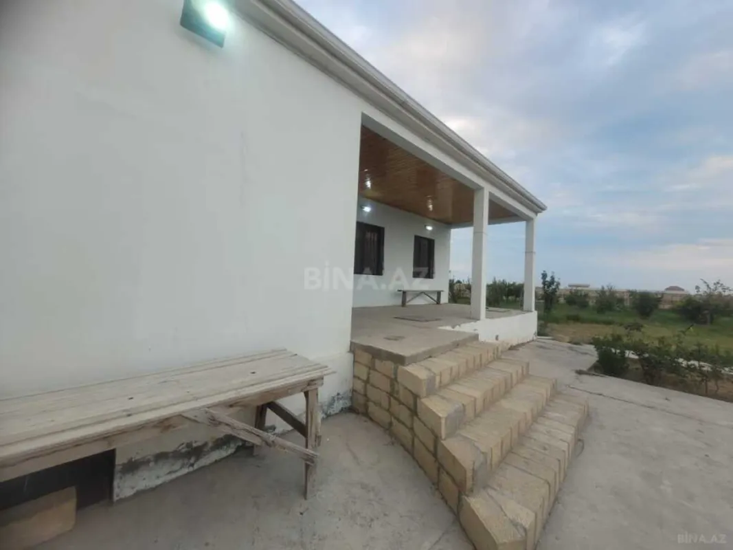 Satılır 4 otaqlı həyət evi 110 m²