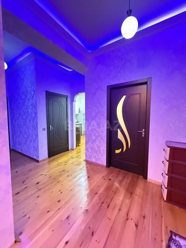 Satılır 2 otaqlı mənzil 85 m²