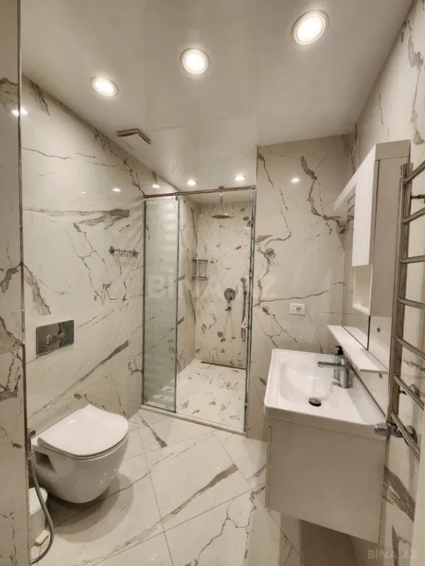 Kirayə verilir 3 otaqlı mənzil 157 m²