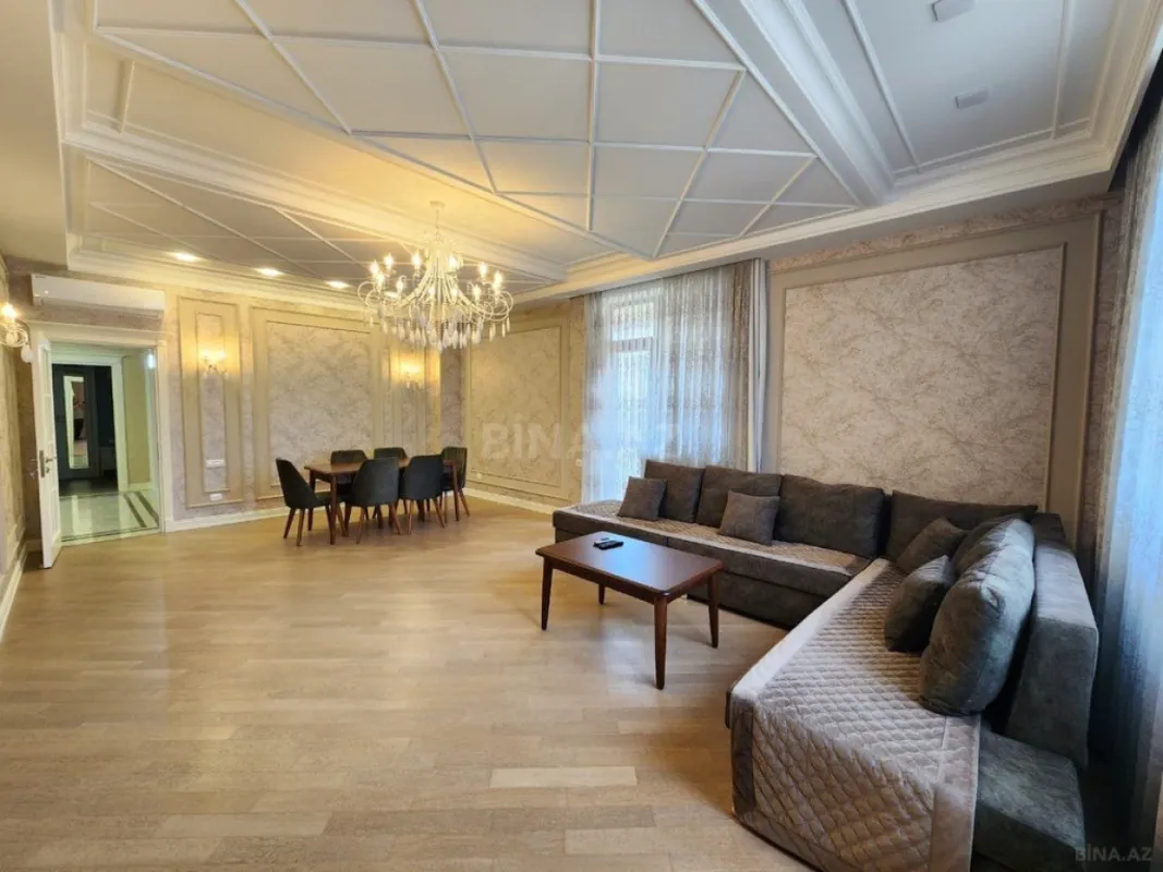 Kirayə verilir 3 otaqlı mənzil 157 m²