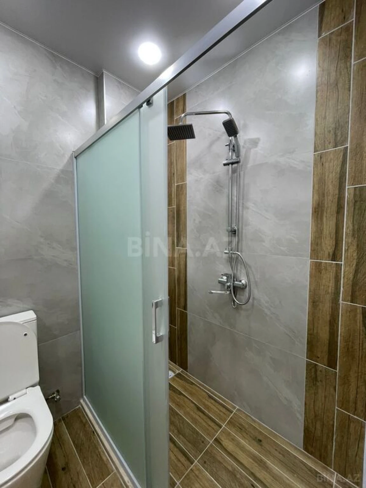 Kirayə verilir 2 otaqlı mənzil 50 m²