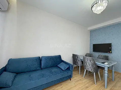 Kirayə verilir 2 otaqlı mənzil 50 m²