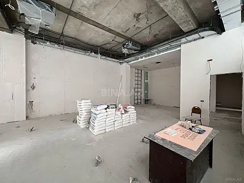 Satılır obyekt 184 m²