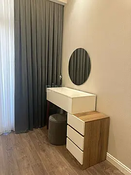 Kirayə verilir 2 otaqlı mənzil 90 m²