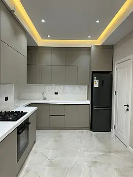 Kirayə verilir 2 otaqlı mənzil 90 m²