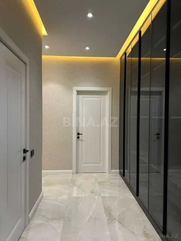 Kirayə verilir 2 otaqlı mənzil 90 m²