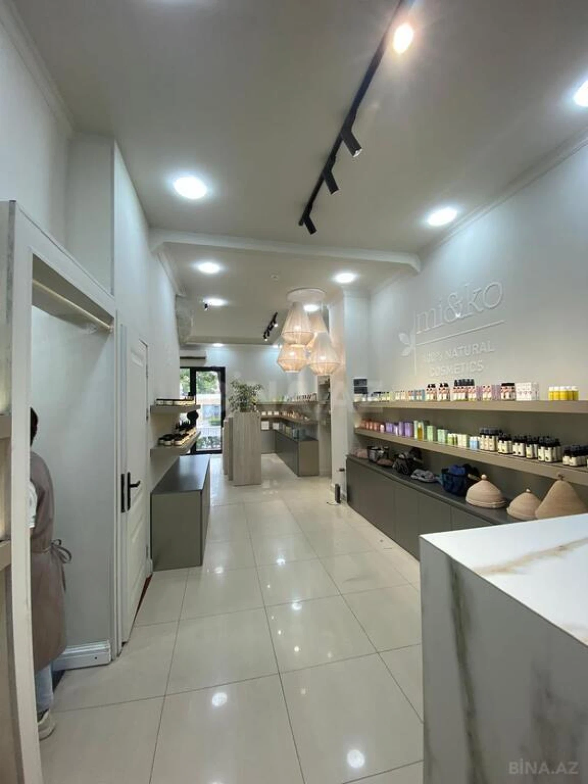 Satılır obyekt 60 m²