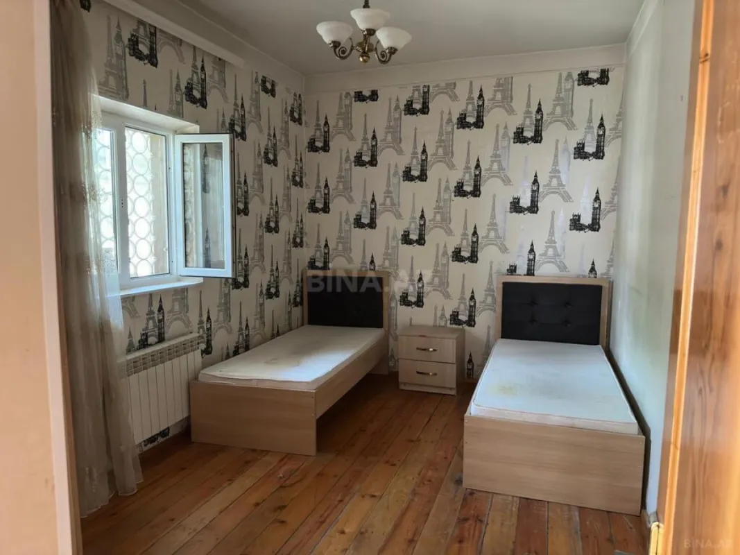 Satılır 14 otaqlı həyət evi 479 m²