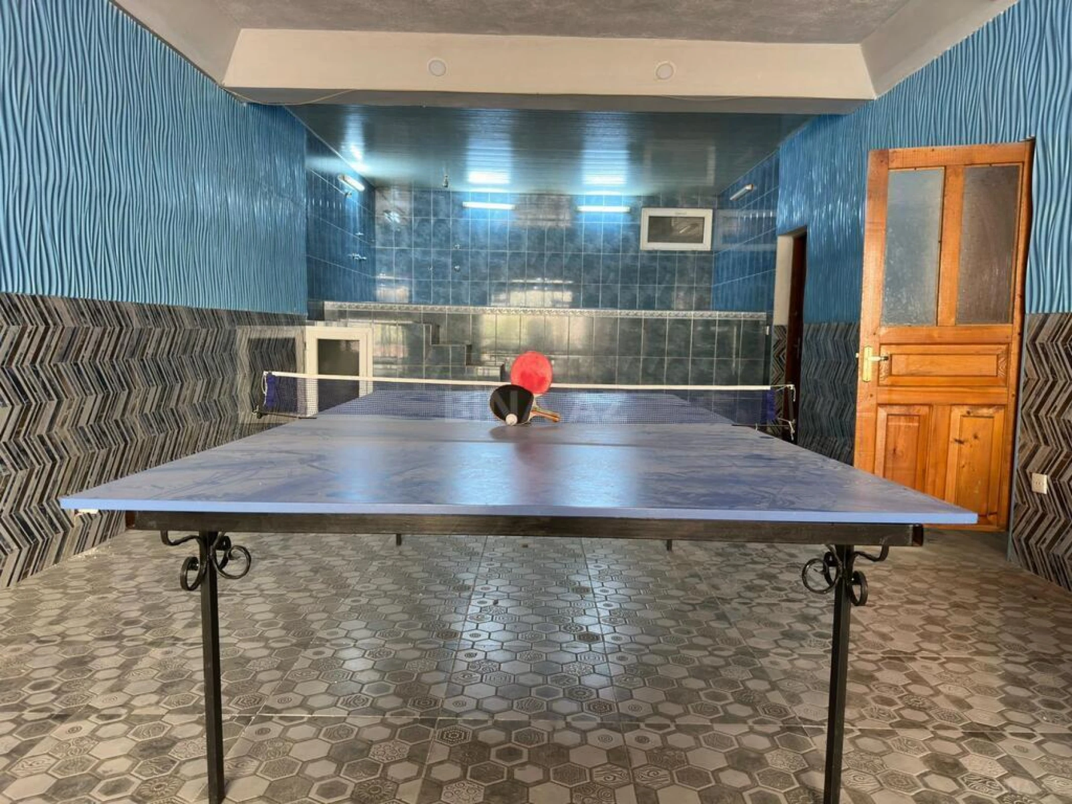 Satılır 14 otaqlı həyət evi 479 m²