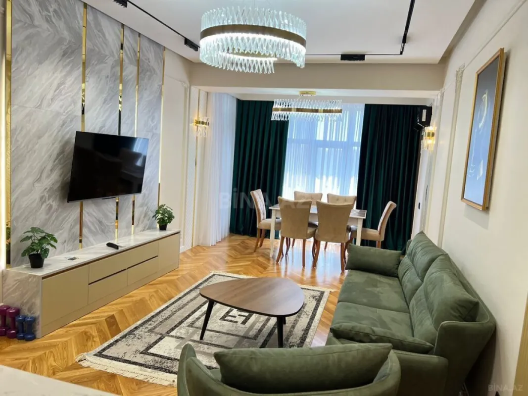 Kirayə verilir 2 otaqlı mənzil 70 m²