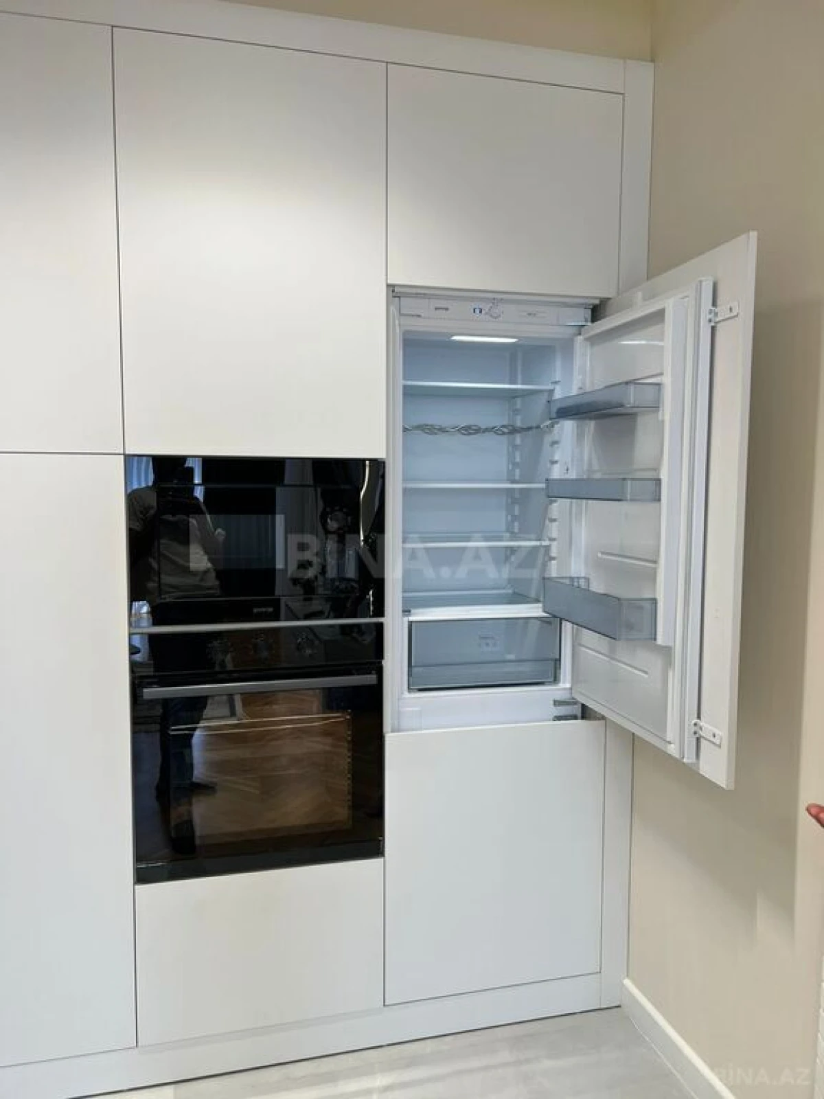 Kirayə verilir 2 otaqlı mənzil 70 m²