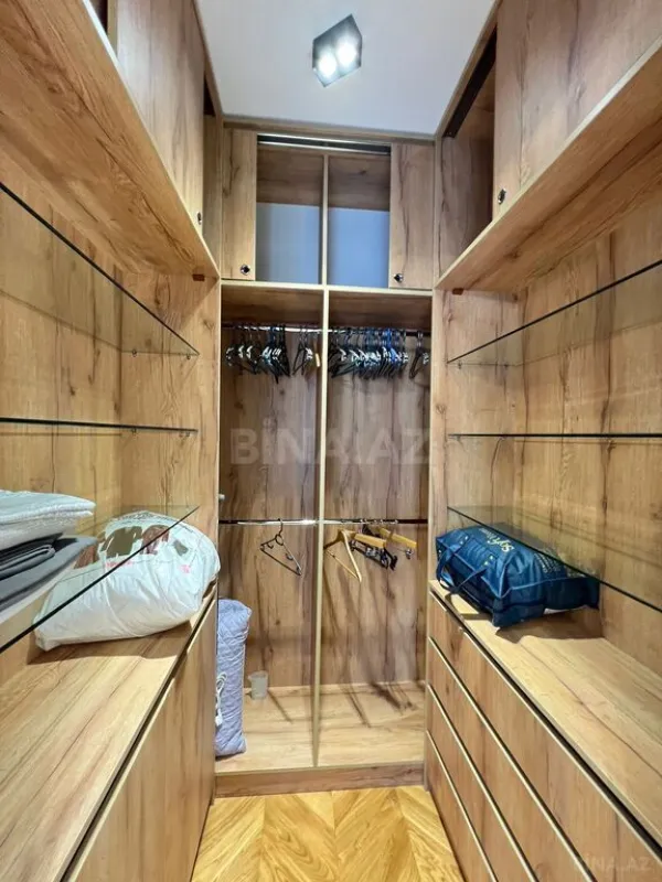 Kirayə verilir 2 otaqlı mənzil 70 m²