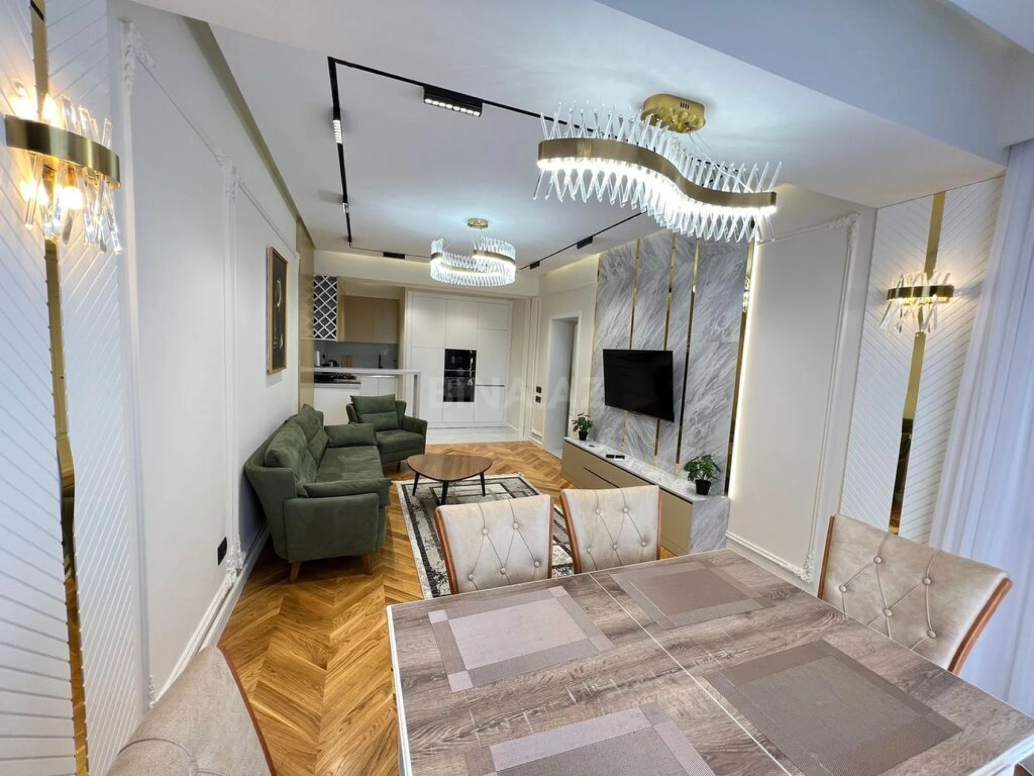 Kirayə verilir 2 otaqlı mənzil 70 m²