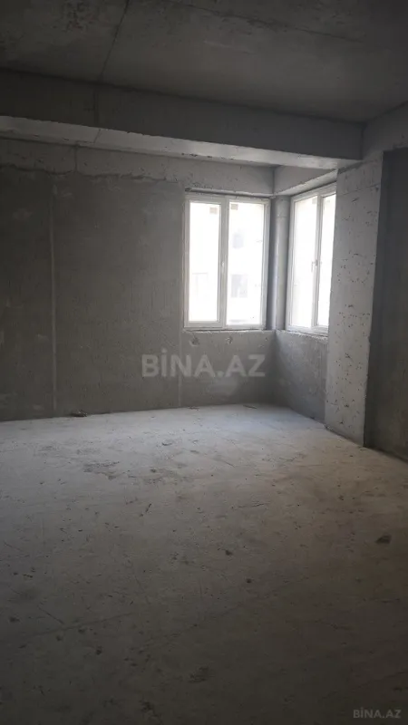 Satılır 4 otaqlı mənzil 192.5 m²