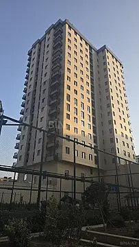 Satılır 4 otaqlı mənzil 192.5 m²