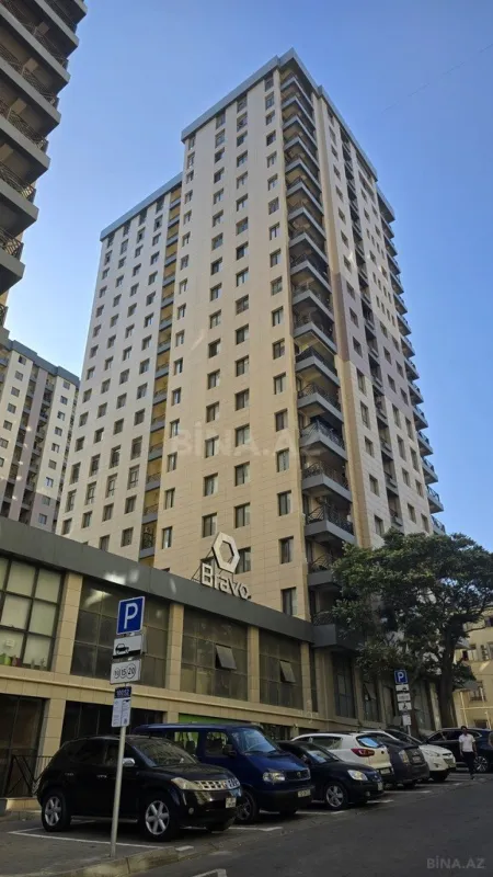 Satılır 4 otaqlı mənzil 192.5 m²