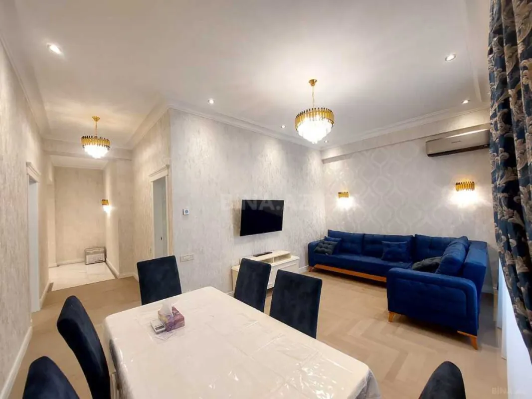 Kirayə verilir 2 otaqlı mənzil 100 m²