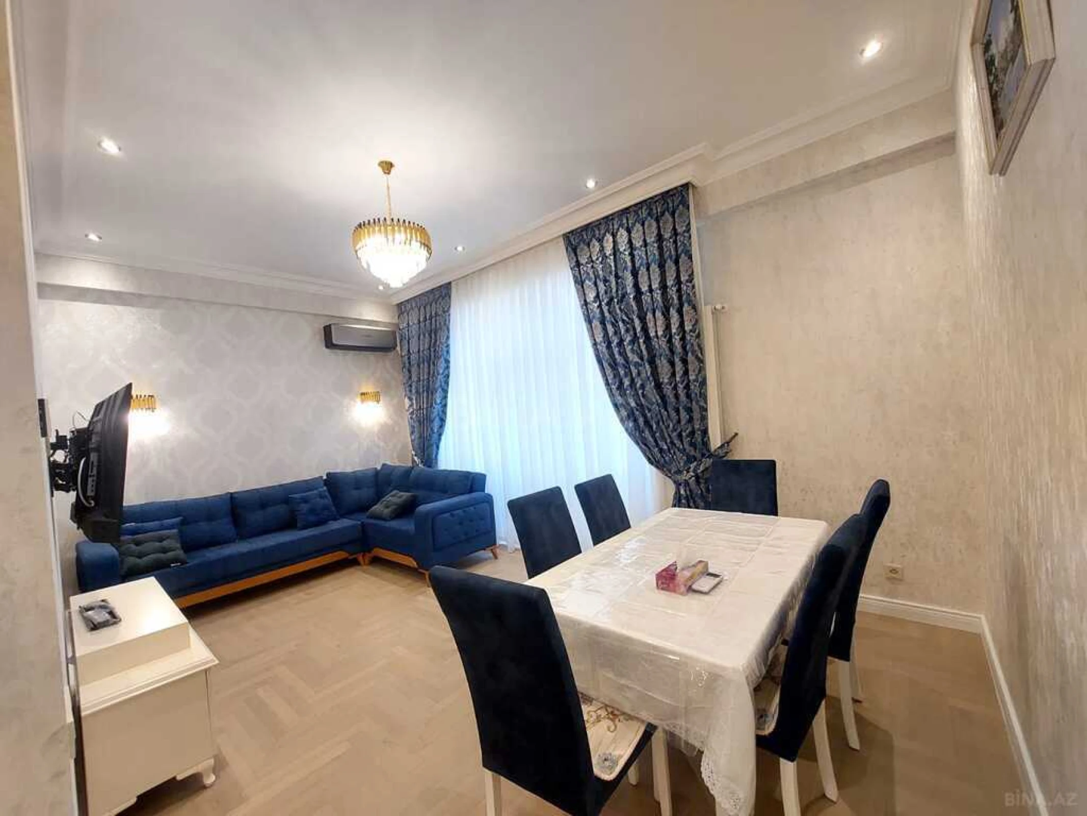 Kirayə verilir 2 otaqlı mənzil 100 m²