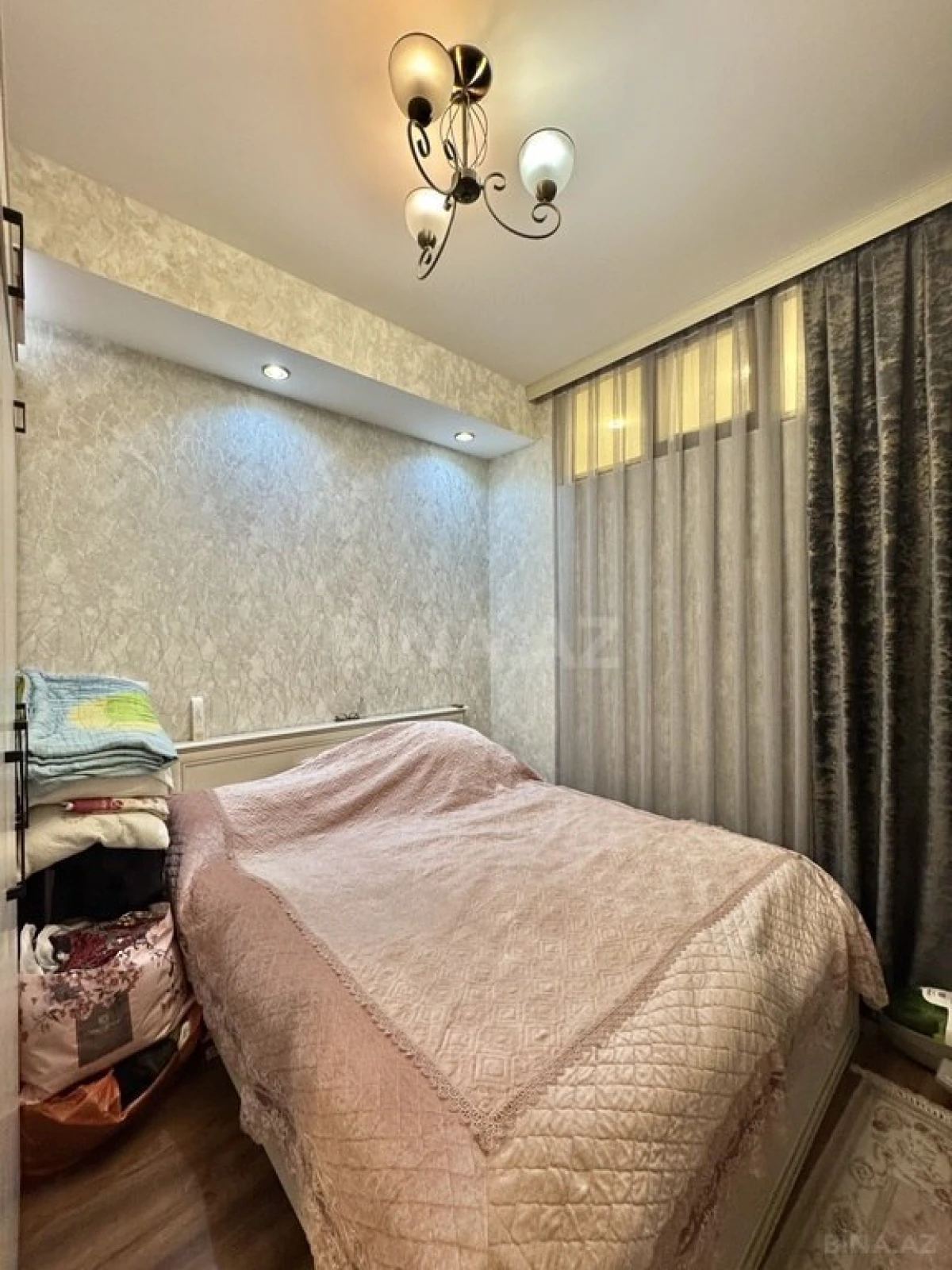 Satılır 2 otaqlı mənzil 56 m²