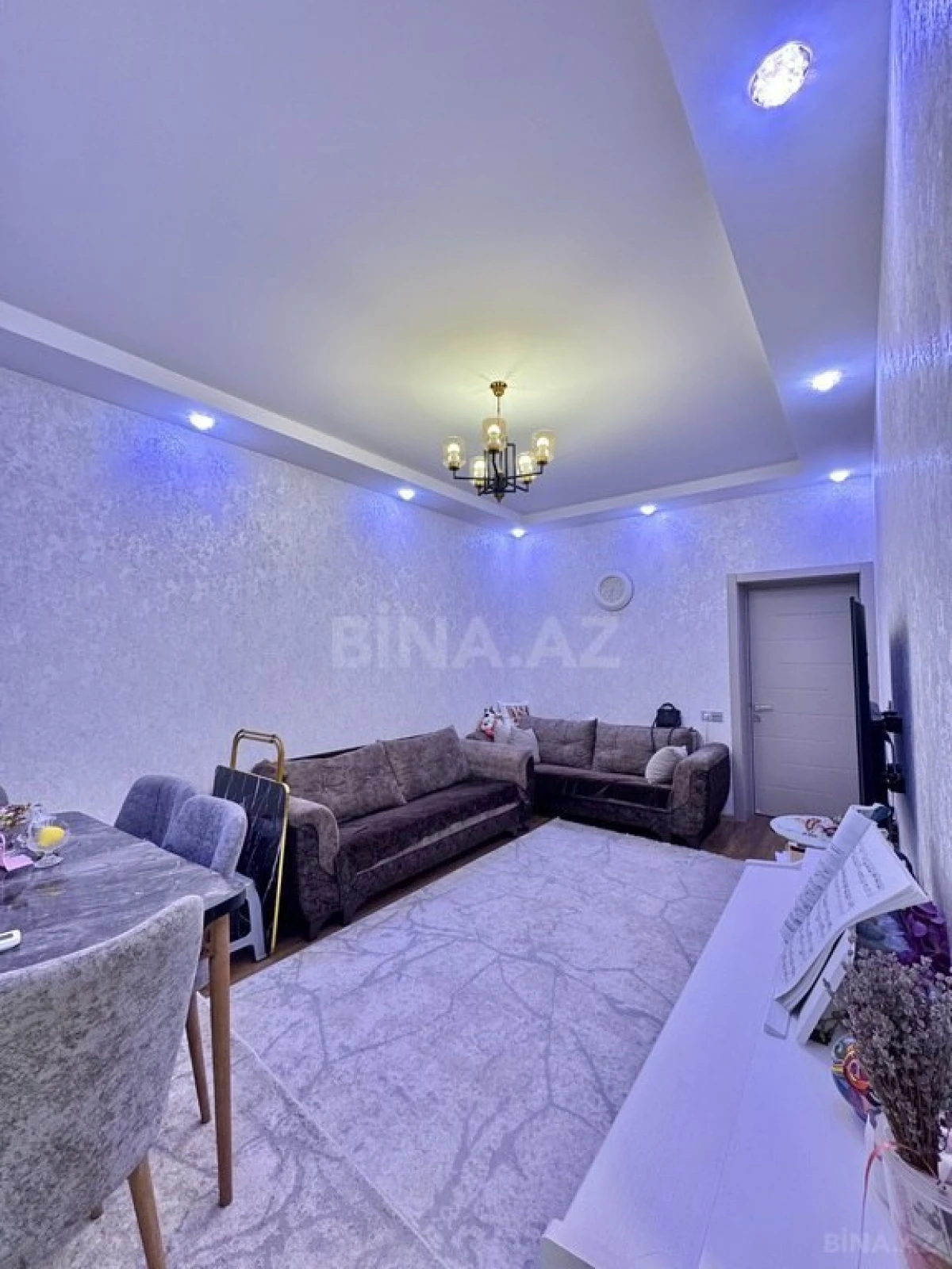 Satılır 2 otaqlı mənzil 56 m²