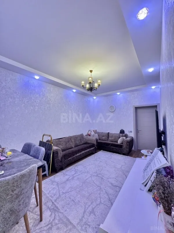 Satılır 2 otaqlı mənzil 56 m²