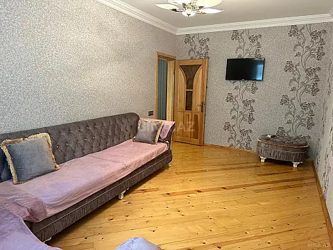 Satılır 2 otaqlı mənzil 50 m² — Bakı, Həzi Aslanov qəs. 2 otaq 50.00 m²
