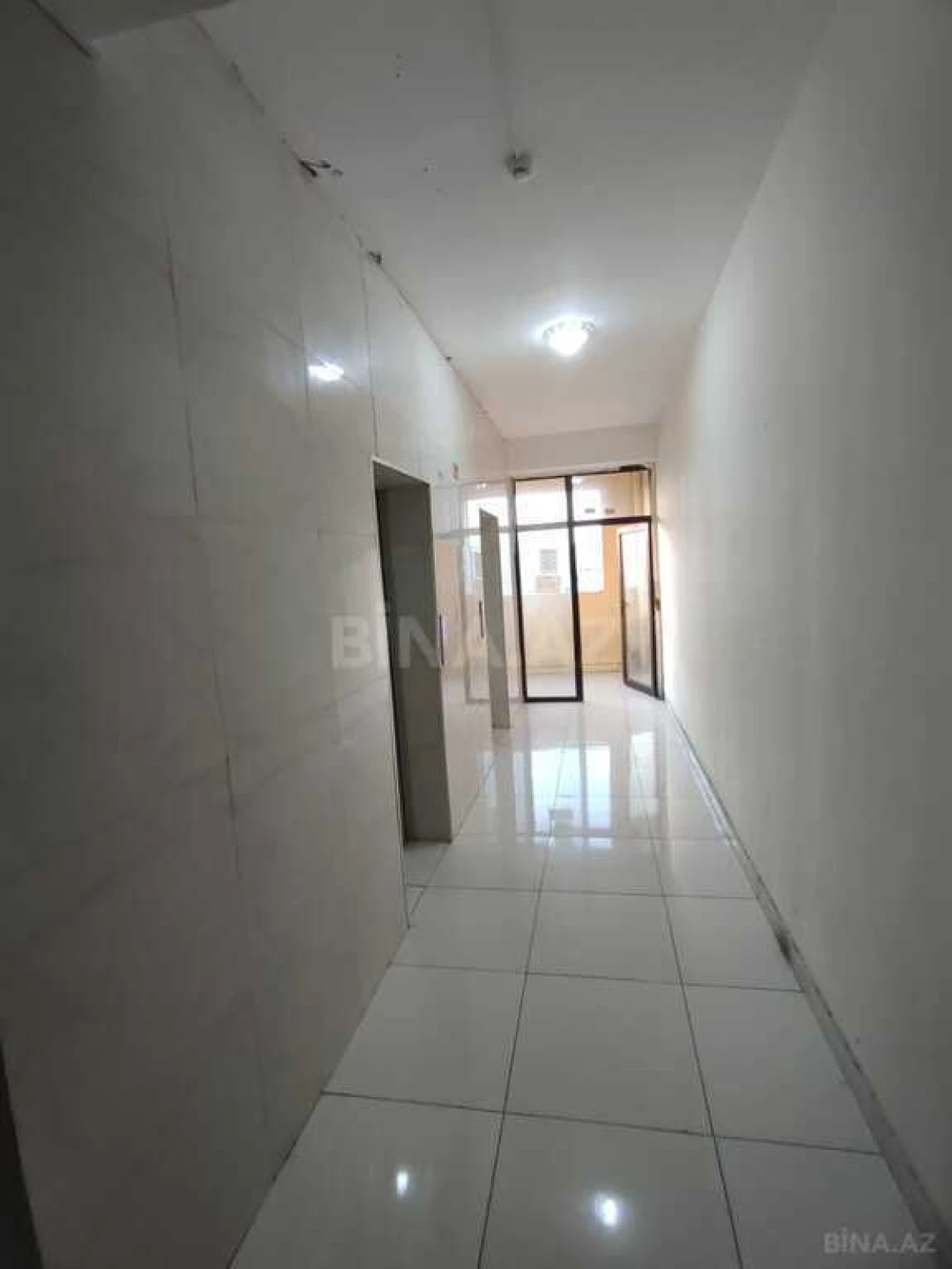 Satılır 3 otaqlı mənzil 125 m²