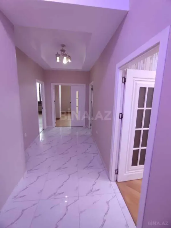 Satılır 3 otaqlı mənzil 125 m²