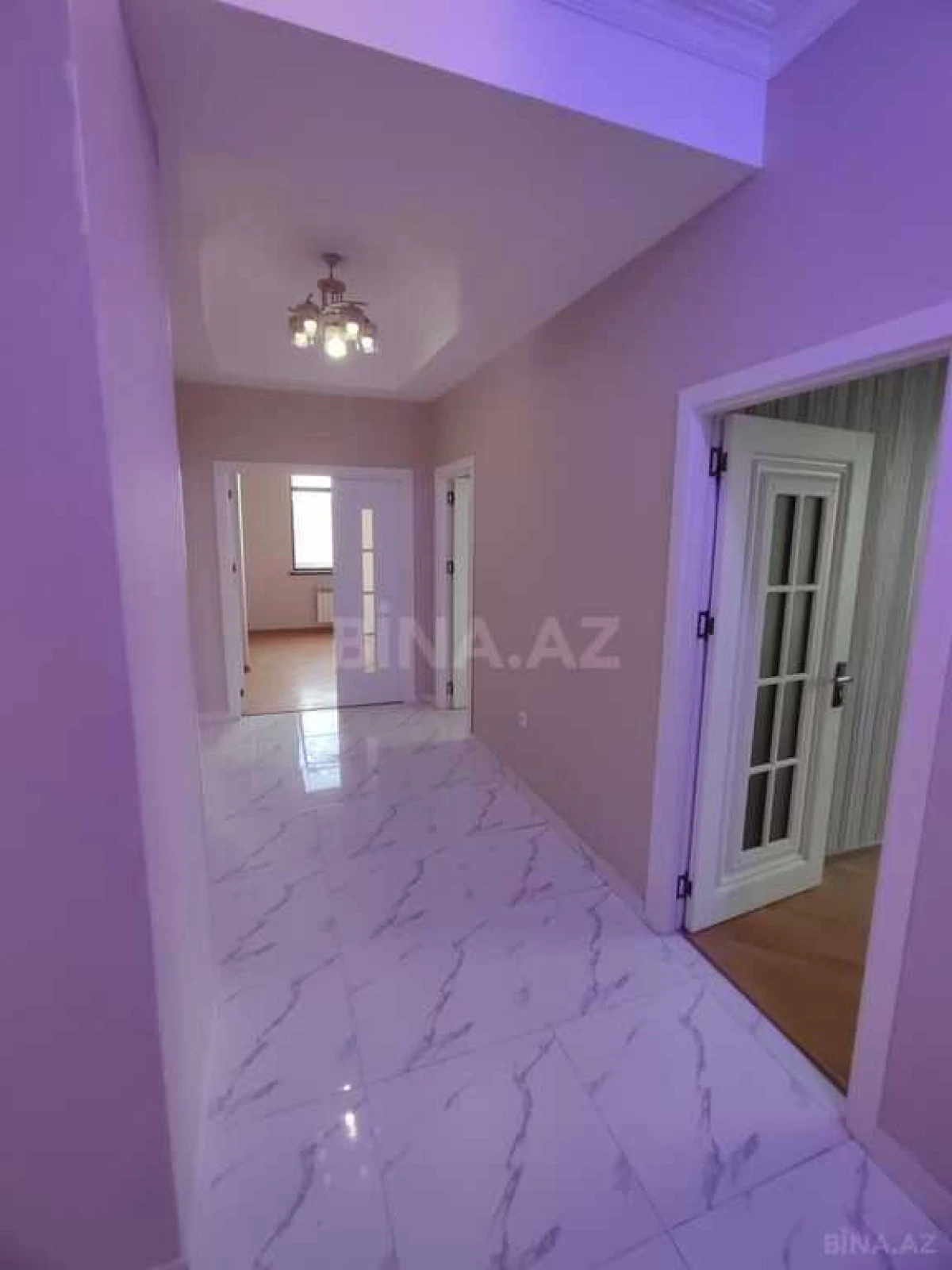 Satılır 3 otaqlı mənzil 125 m²