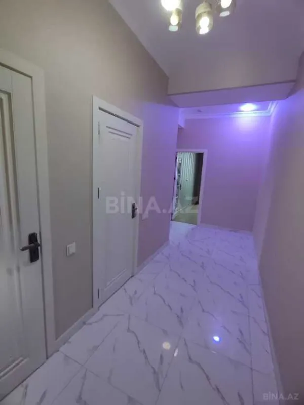 Satılır 3 otaqlı mənzil 125 m²