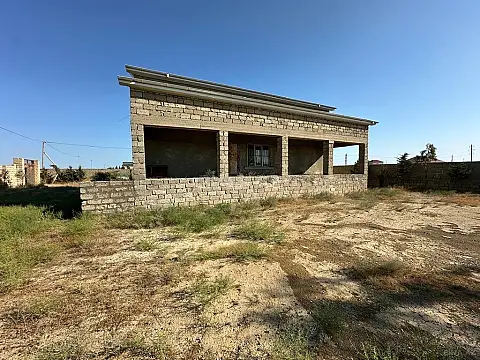 Satılır 5 otaqlı həyət evi 544 m²