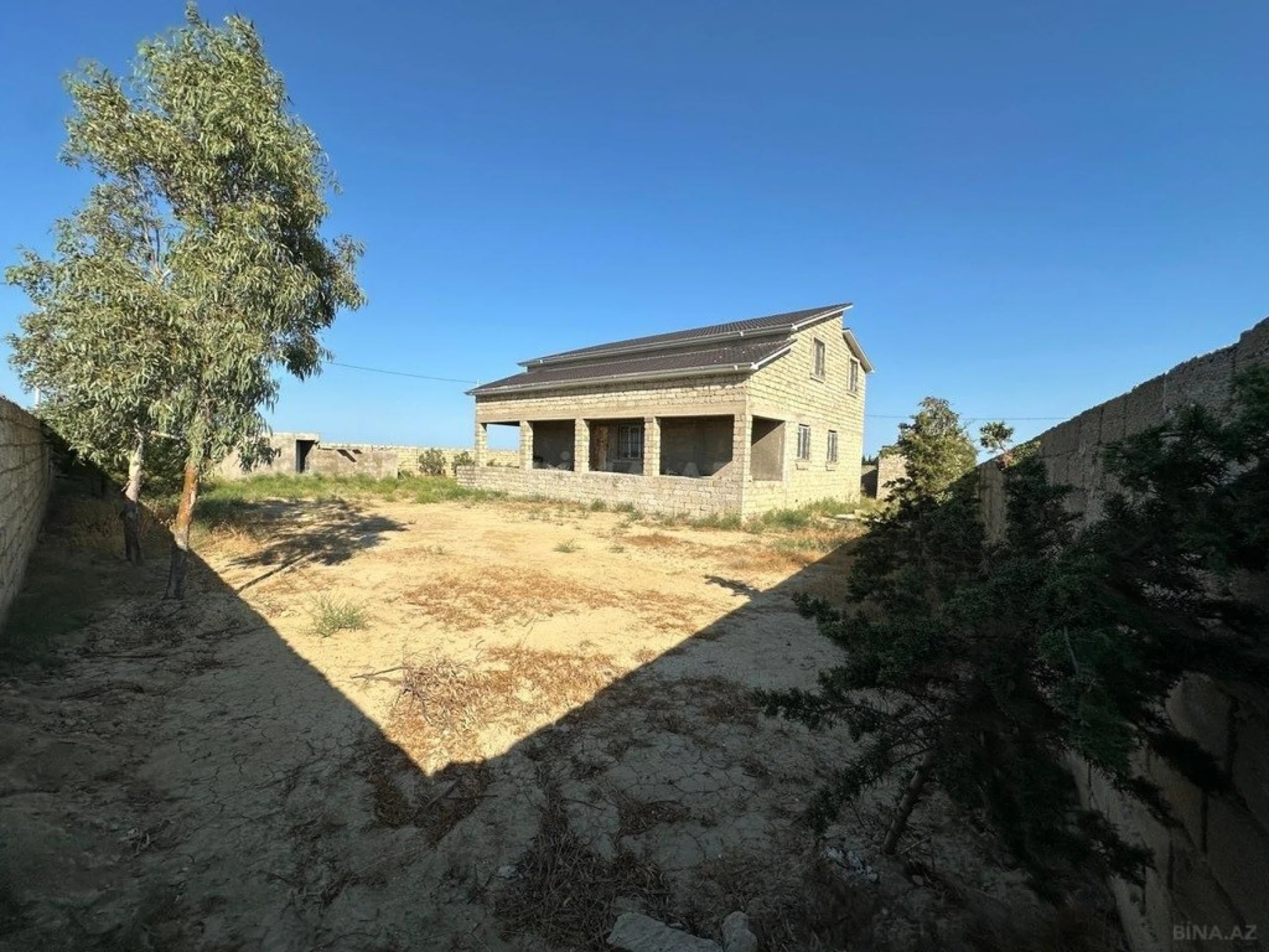 Satılır 5 otaqlı həyət evi 544 m²