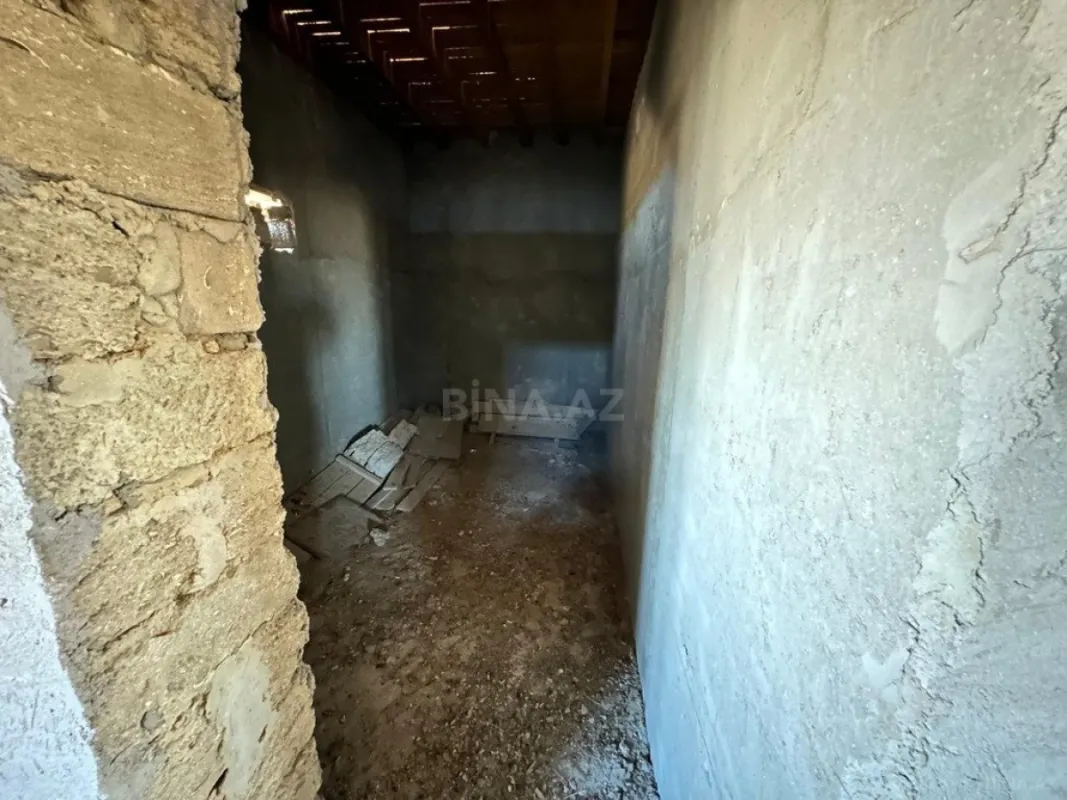 Satılır 5 otaqlı həyət evi 544 m²