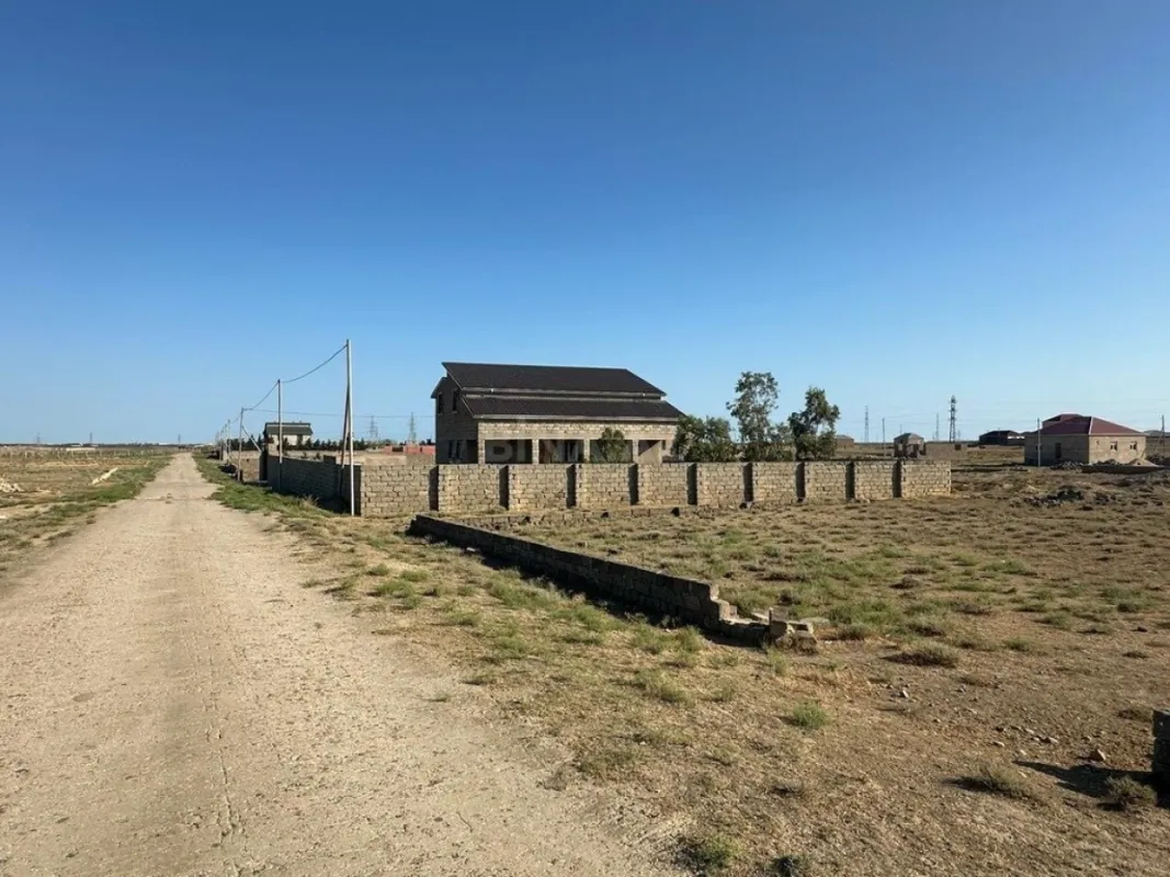 Satılır 5 otaqlı həyət evi 544 m²