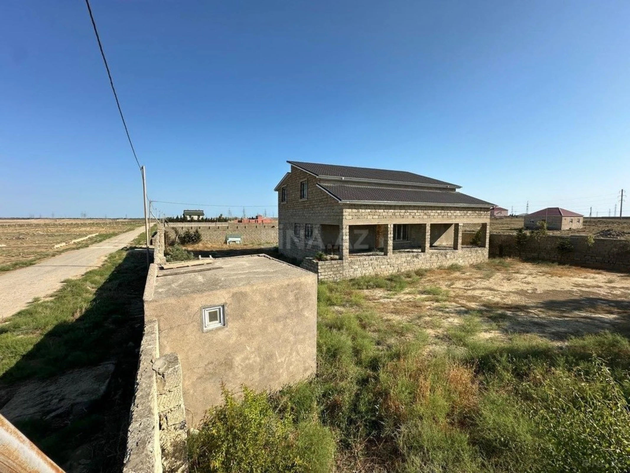 Satılır 5 otaqlı həyət evi 544 m²